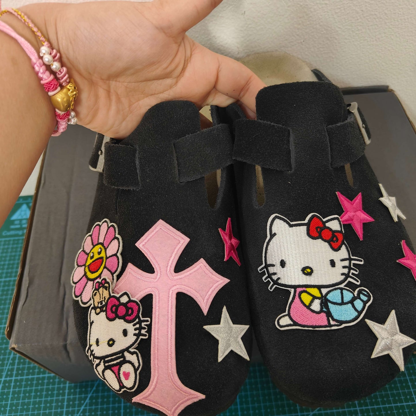 Black Kitty Design v2 Clogs