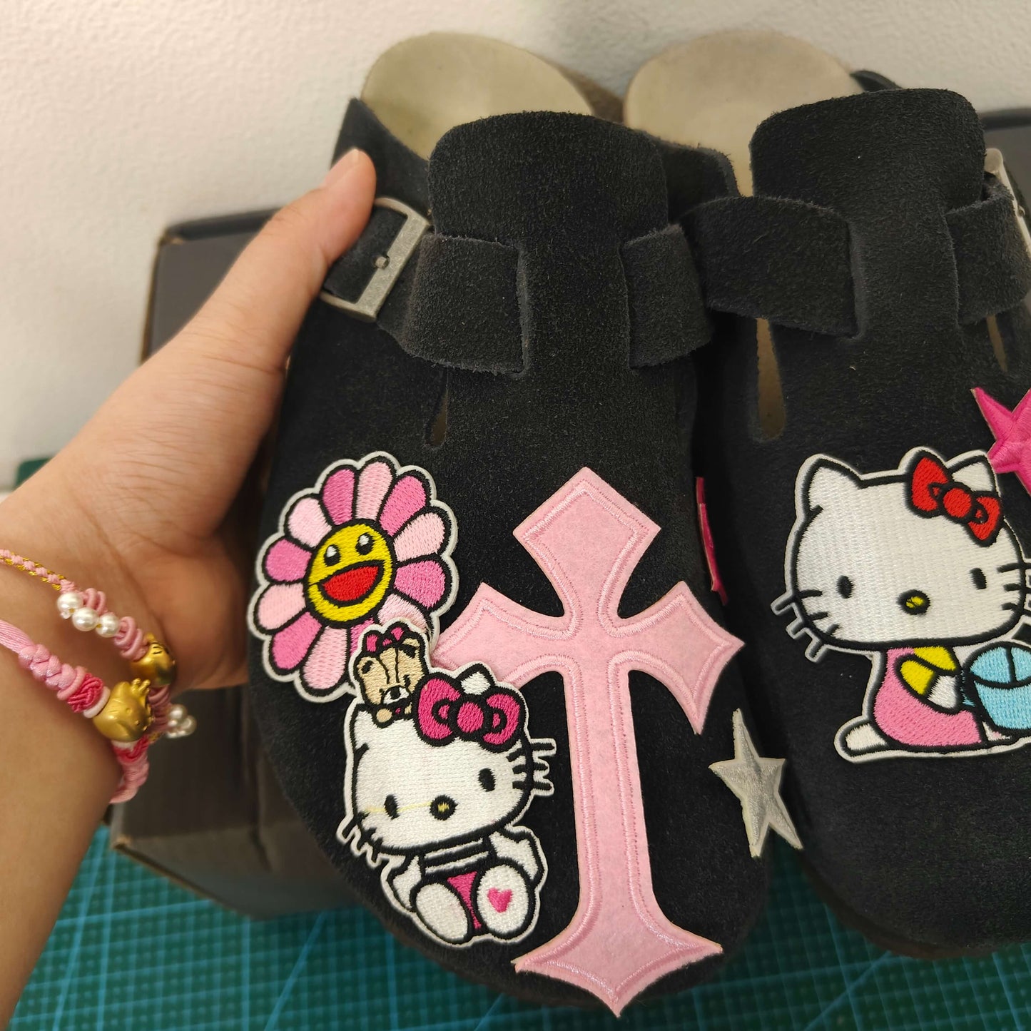 Black Kitty Design v2 Clogs